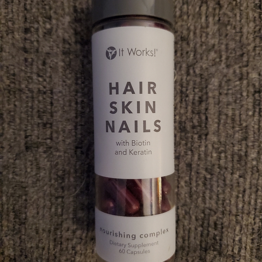 It works! Hair skin nails